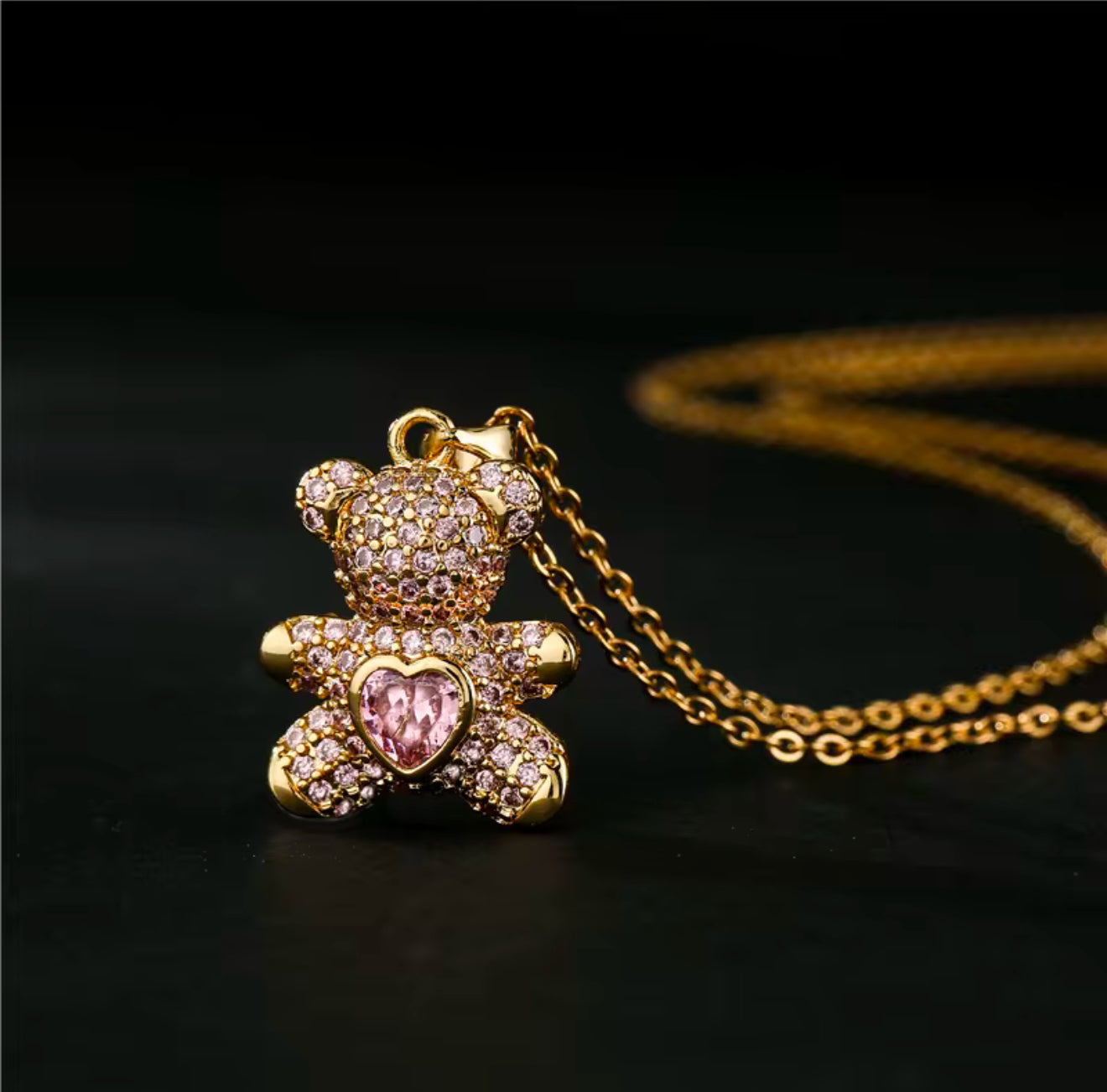 ✨Collana “Teddy Love”- Dolcezza e Lusso in un gioiello✨